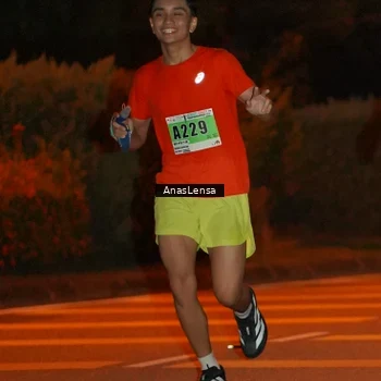 Runner Photo 8799015