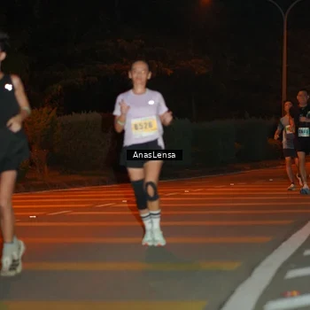 Runner Photo 8799024