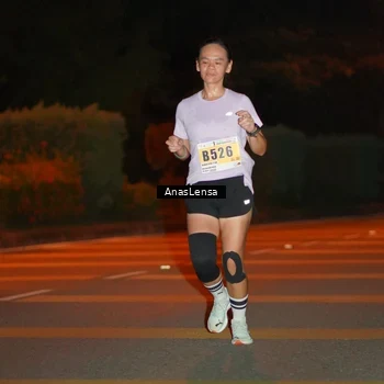 Runner Photo 8799035