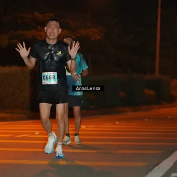 Runner Photo 8799040