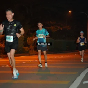 Runner Photo 8799050