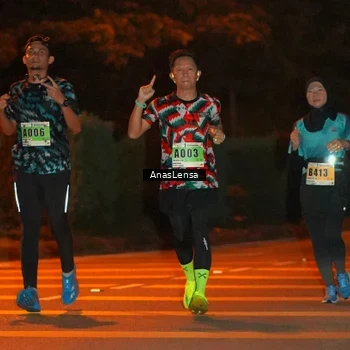 Runner Photo 8799070