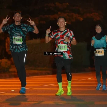 Runner Photo 8799079