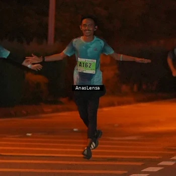 Runner Photo 8799091