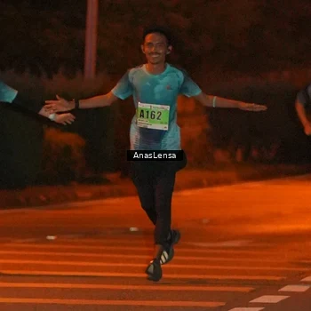 Runner Photo 8799097