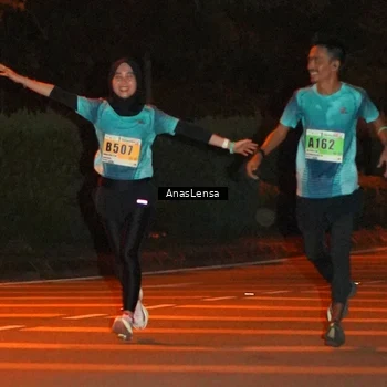Runner Photo 8799100