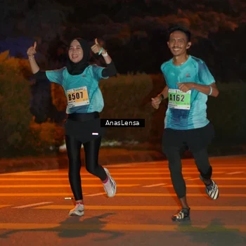 Runner Photo 8799115