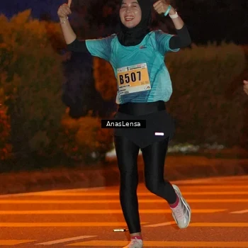 Runner Photo 8799116