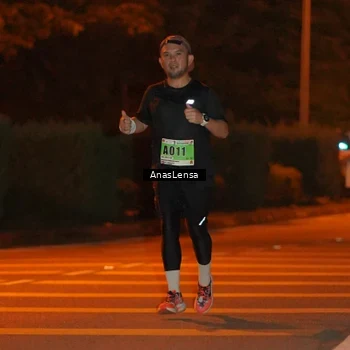 Runner Photo 8799133