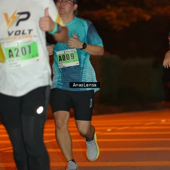 Runner Photo 8799157