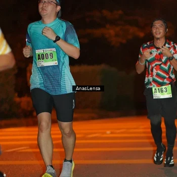 Runner Photo 8799160