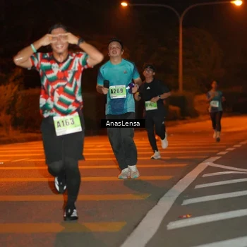 Runner Photo 8799162