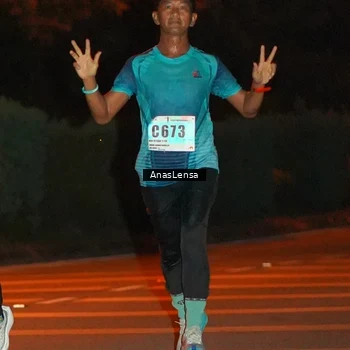 Runner Photo 8799176