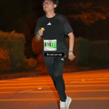 Runner Photo 8799178