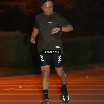 Runner Photo 8799186