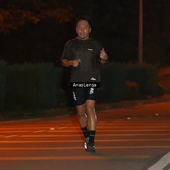 Runner Photo 8799195