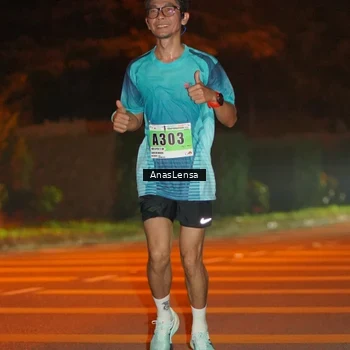 Runner Photo 8799211