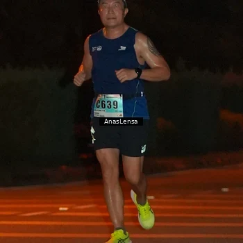 Runner Photo 8799270