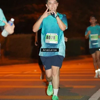 Runner Photo 8799336