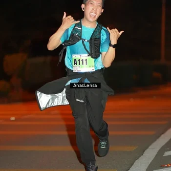 Runner Photo 8799344