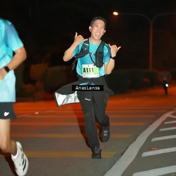 Runner Photo 8799346