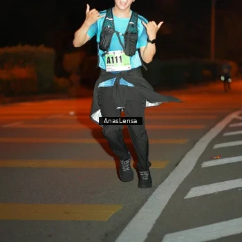 Runner Photo 8799354