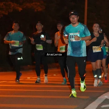 Runner Photo 8799369