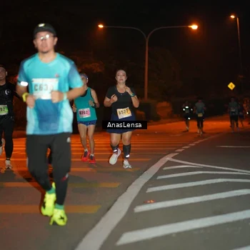 Runner Photo 8799396