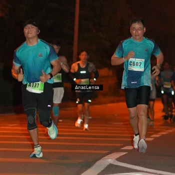Runner Photo 8799435