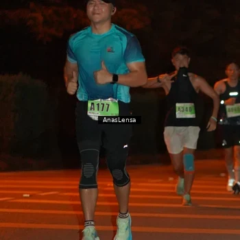 Runner Photo 8799450
