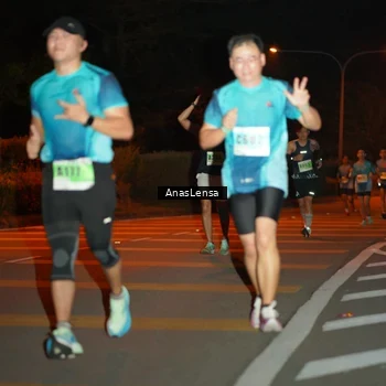 Runner Photo 8799470