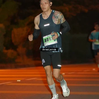 Runner Photo 8799472