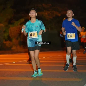 Runner Photo 8799488