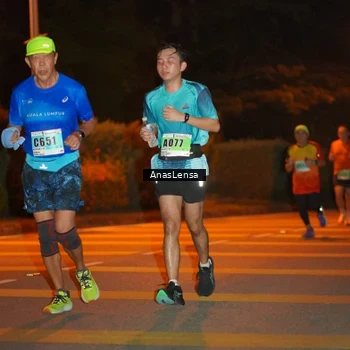 Runner Photo 8799507
