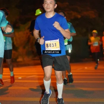 Runner Photo 8799509