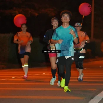 Runner Photo 8799546