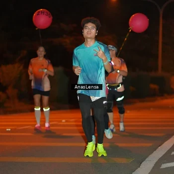 Runner Photo 8799547
