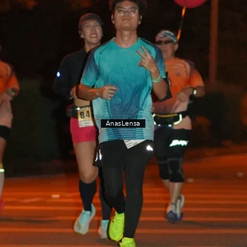 Runner Photo 8799548