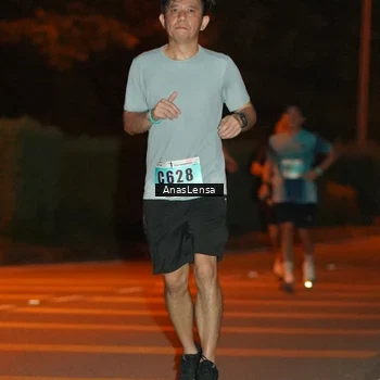 Runner Photo 8799576