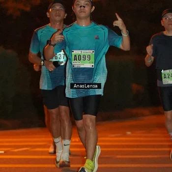 Runner Photo 8799590