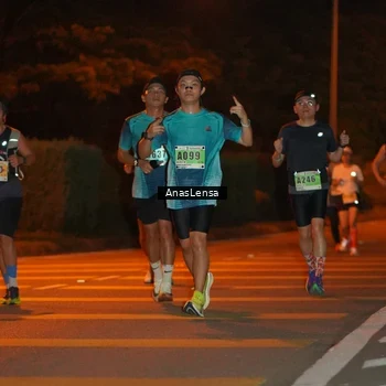 Runner Photo 8799594