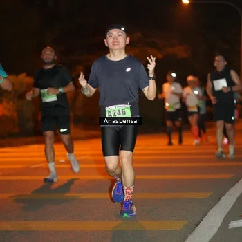 Runner Photo 8799611