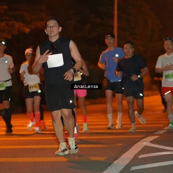 Runner Photo 8799631