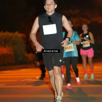 Runner Photo 8799633