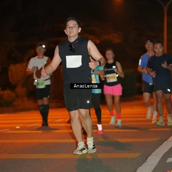Runner Photo 8799634