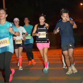 Runner Photo 8799649