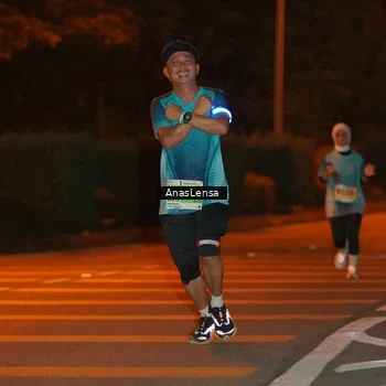 Runner Photo 8799697