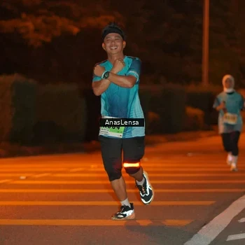 Runner Photo 8799698