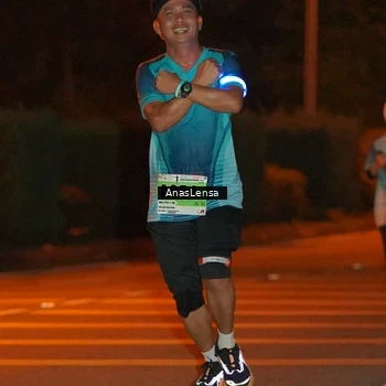 Runner Photo 8799699