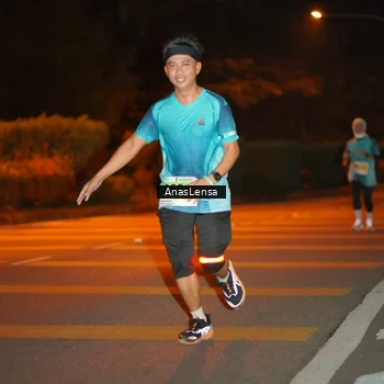 Runner Photo 8799704
